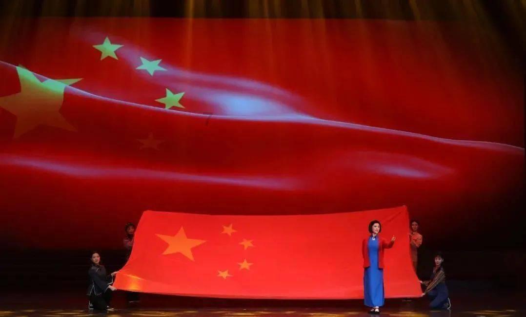 中铁大件物流“特种兵”为春运期间专列运输保驾护航
